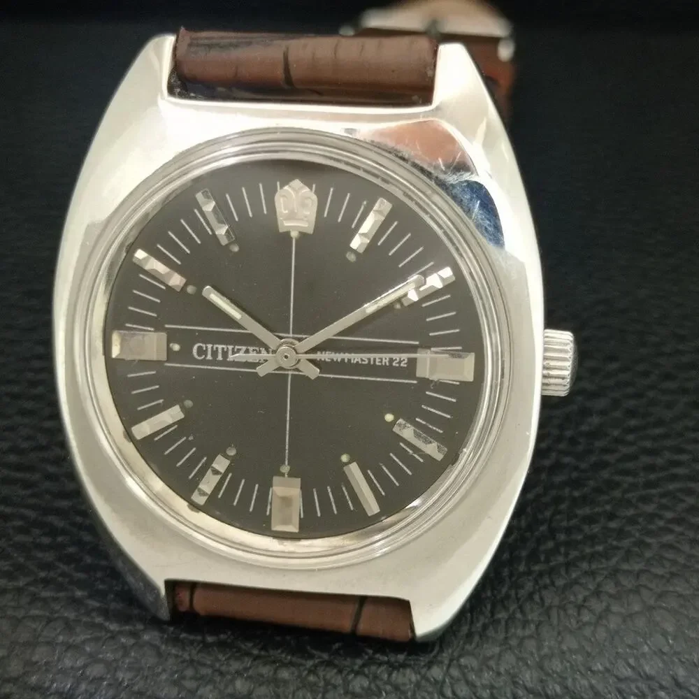 Vintage 1973 Citizen Manual Wound Mens Silver Watch & Black accents